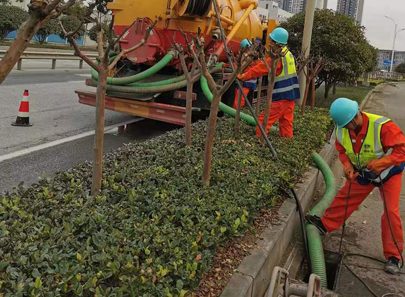 富顺市政管道清淤